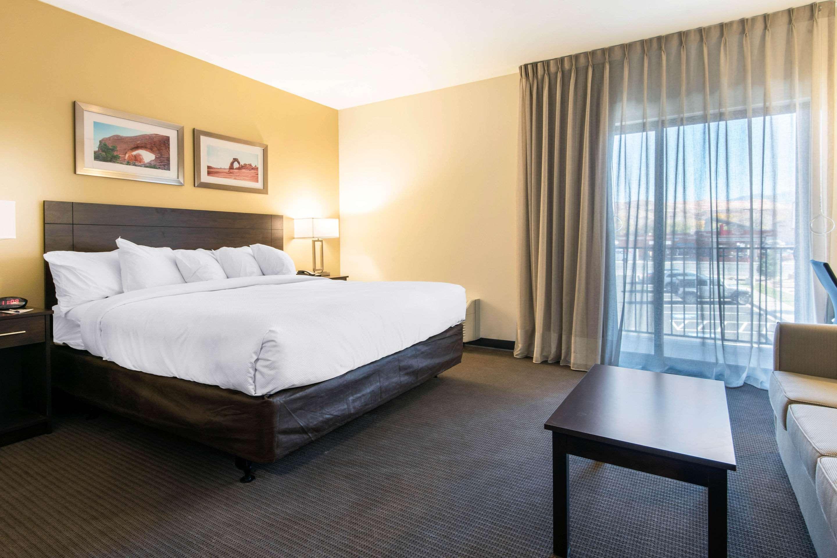 Mainstay Suites Moab Near Arches National Park Экстерьер фото