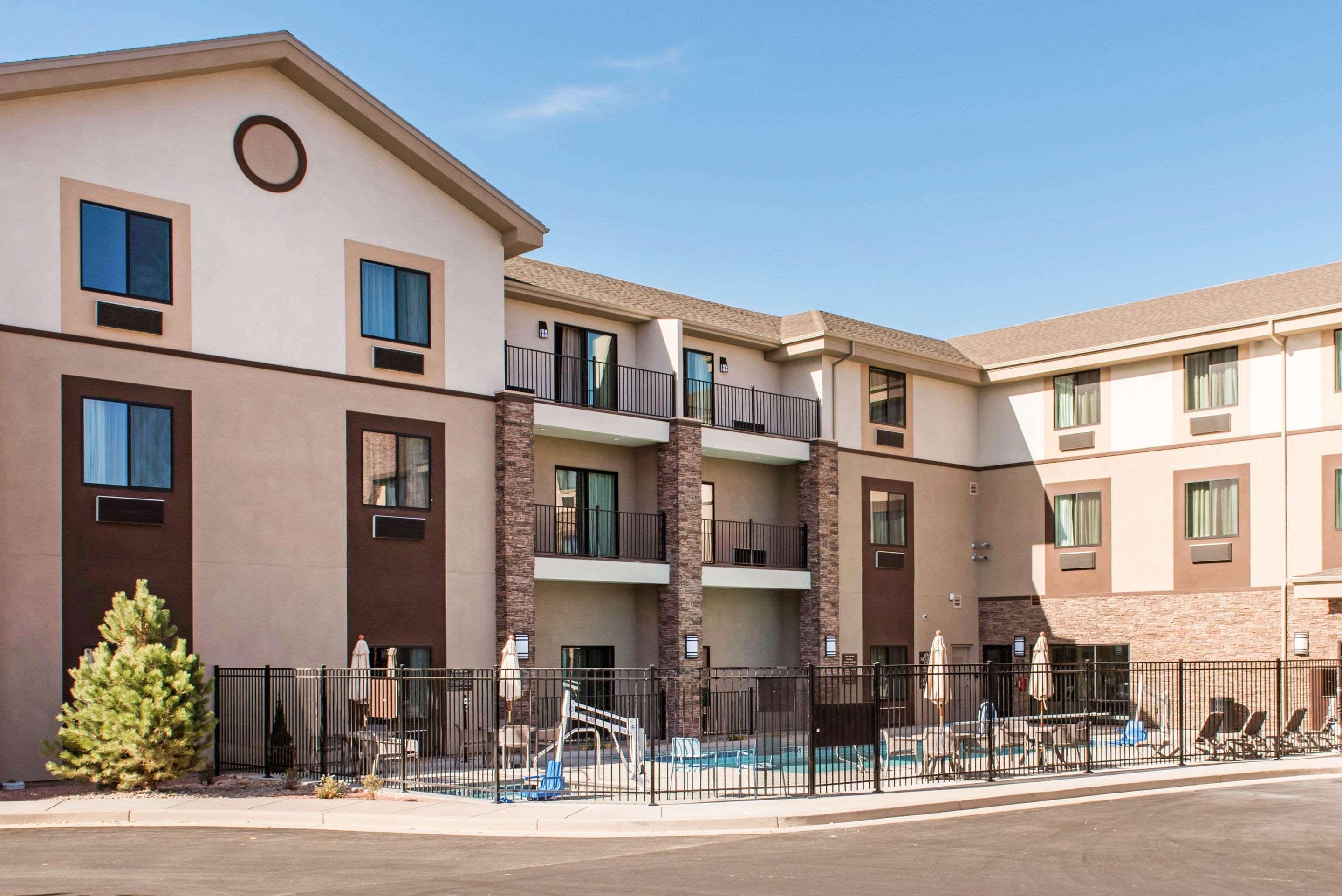 Mainstay Suites Moab Near Arches National Park Экстерьер фото